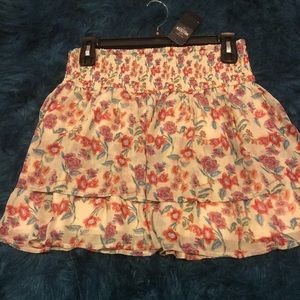 Hollister skirt